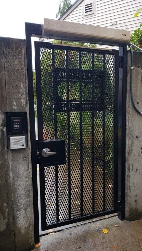 Ped Gate